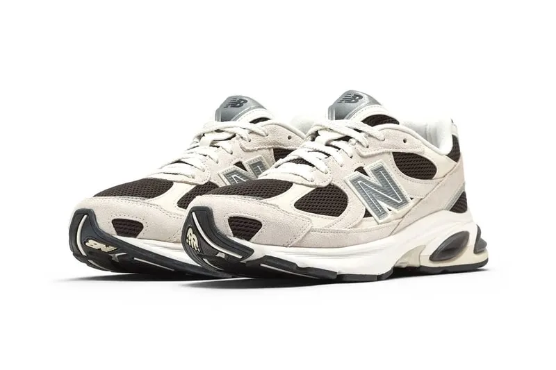 new-balance-2010-reedition-en-sea-saltblack-cement/carousel-3.jpg