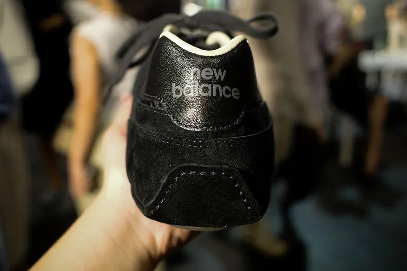 new-balance-574-driver-une-alliance-avec-auralee/carousel-7.jpg