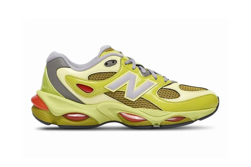 new-balance-983-une-teinte-jaunerouge-vive/carousel-1.jpg