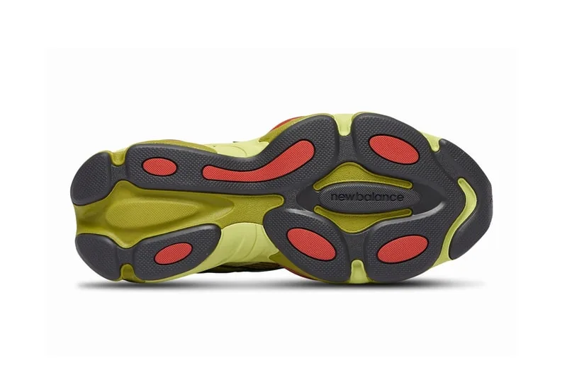 new-balance-983-une-teinte-jaunerouge-vive/carousel-4.jpg