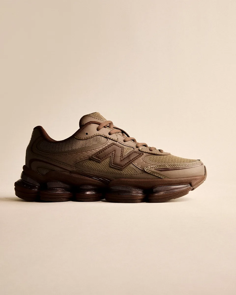 new-balance-la-revolution-abzorb-2000-luxe/carousel-1.jpg