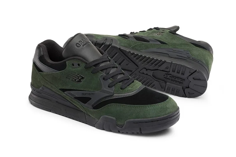 Chaussures vertes et noires New Balance vues de côté et de dessus.