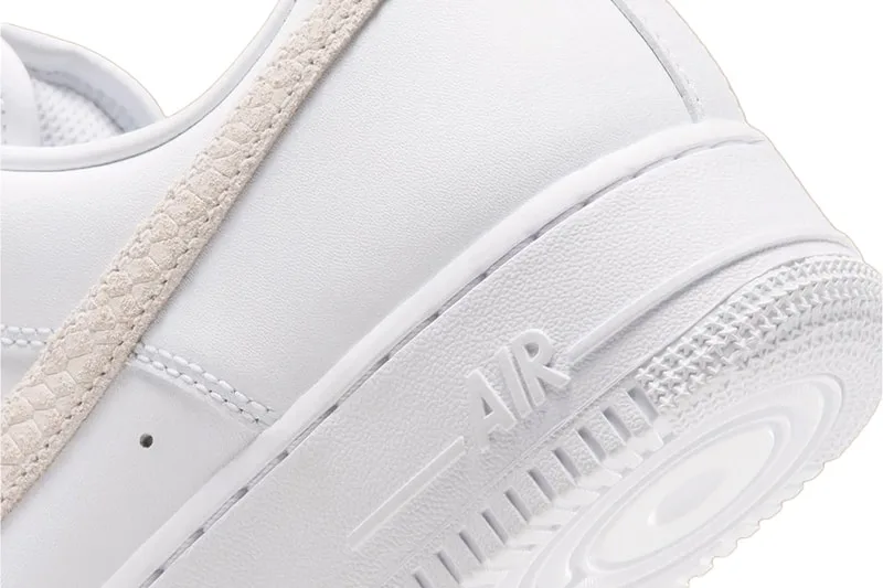 nike-air-force-1-low-des-charmes-dores-imposants/carousel-7.jpg