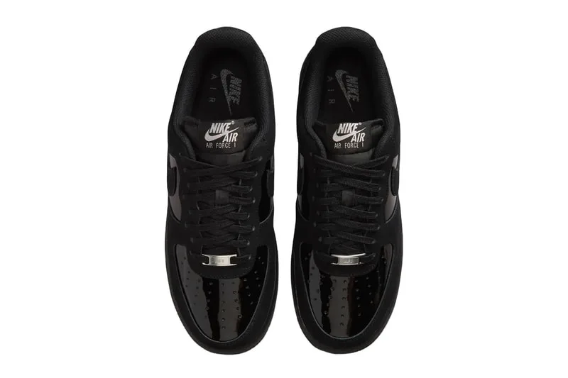 nike-air-force-1-low-du-contraste-en-triple-noir-et-rouge/carousel-7.jpg