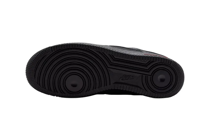 nike-air-force-1-low-textures-innovantes-audacieuses/carousel-6.jpg