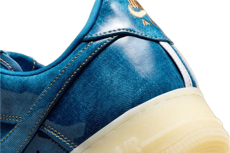 nike-air-force-1-patent-denim-un-denim-sous-vernis/carousel-8.jpg