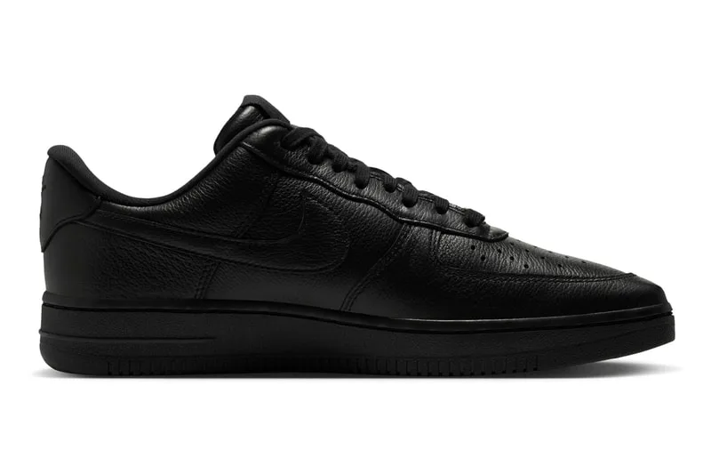 Nike Air Force 1 Low Square Toe Triple Black : infos sur la sortie