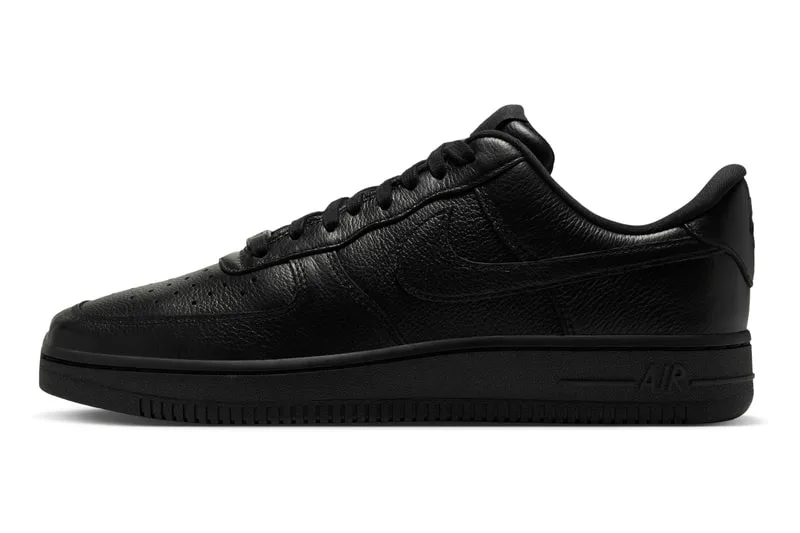 Informations sur la sortie des Nike Air Force 1 Low à bout carré Triple Black