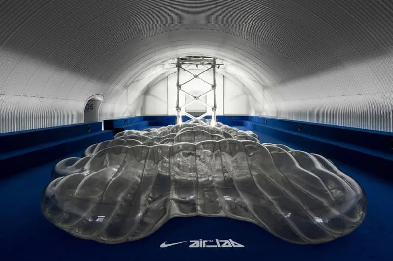 nike-air-lab-le-musee-interactif-des-baskets-de-demain/carousel-3.jpg