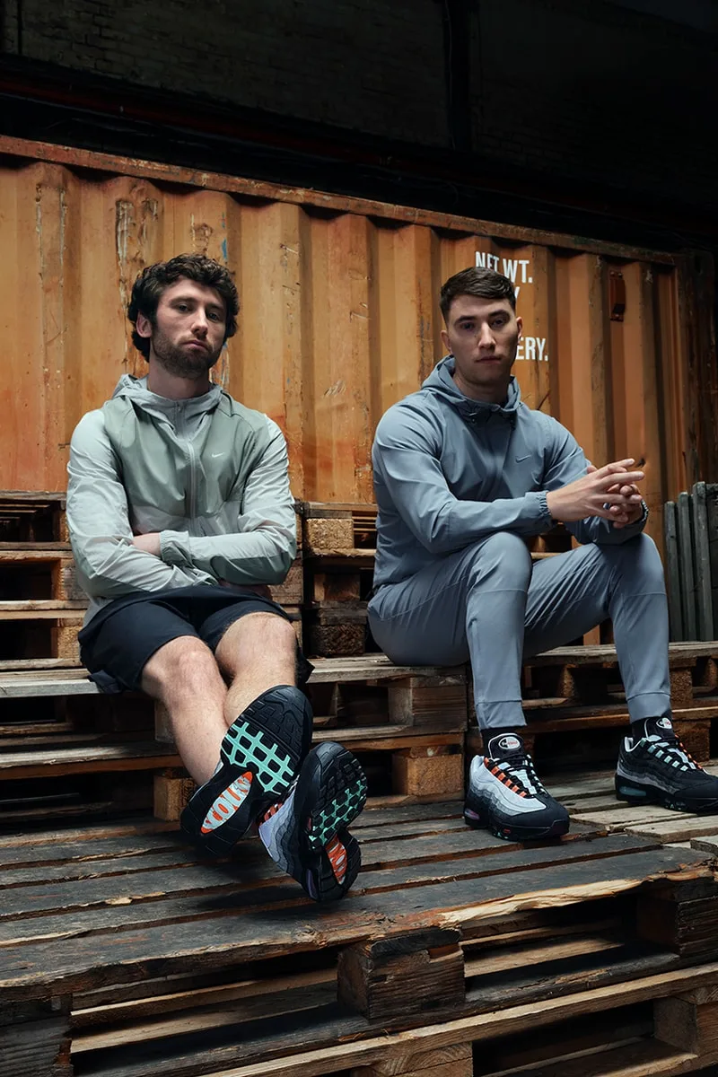 nike-air-max-95-liverpool-hommage-et-exclusivite-jd/carousel-11.jpg