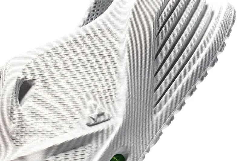 nike-air-max-link-revolution-par-limpression-3d/carousel-4.jpg