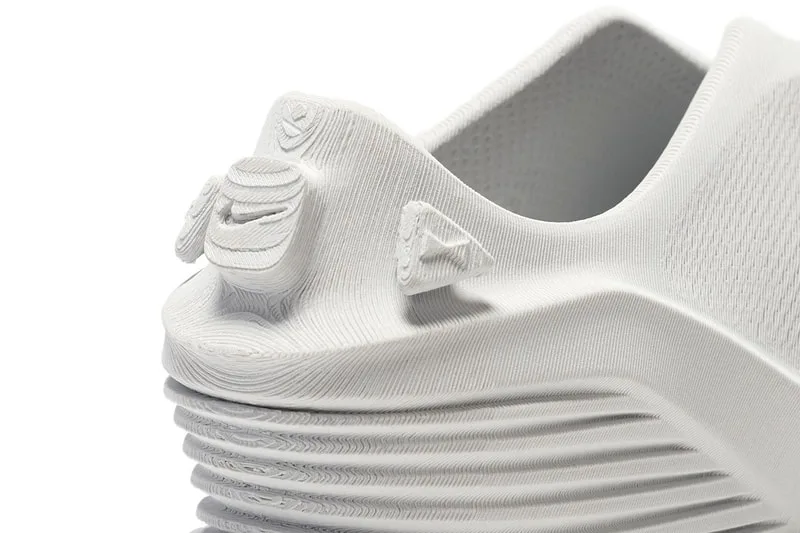 nike-air-max-link-revolution-par-limpression-3d/carousel-7.jpg
