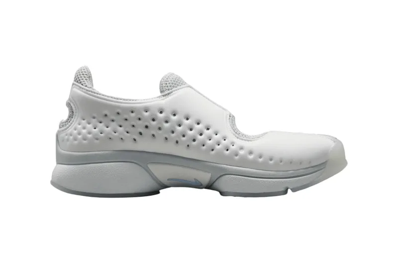 nike-air-rift-2-le-retour-du-split-toe-rafraichi/carousel-3.jpg