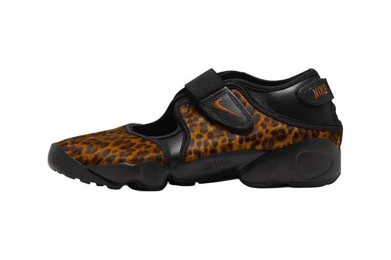 nike-air-rift-allure-feline-avec-imprime-guepard/carousel-3.jpg