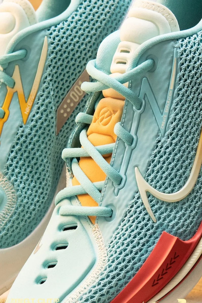 nike-air-zoom-gt-cut-hommage-philippin-de-dylan-harper/carousel-2.jpg