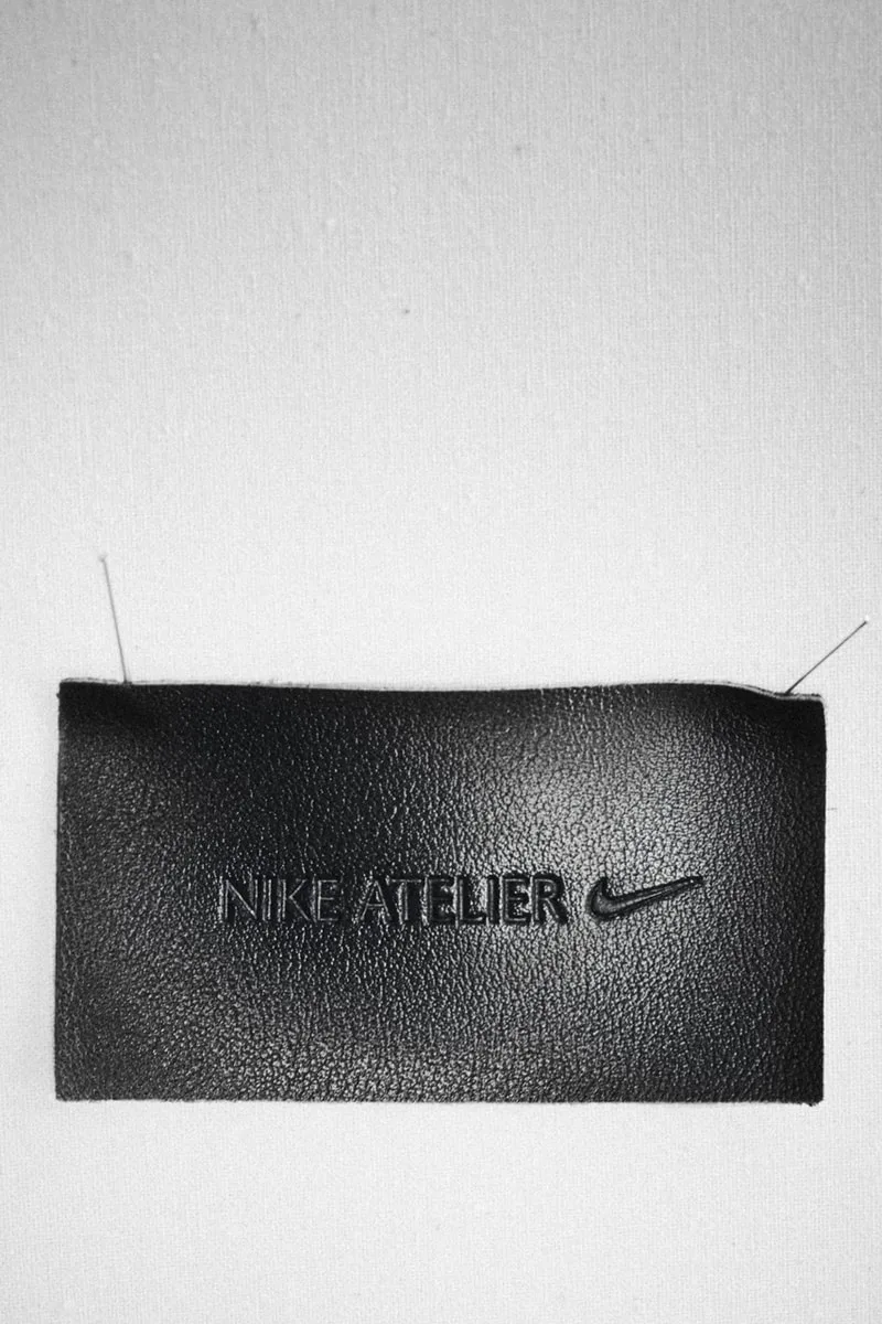 nike-atelier-sneakers-exclusives-avec-desire-doue/carousel-6.jpg
