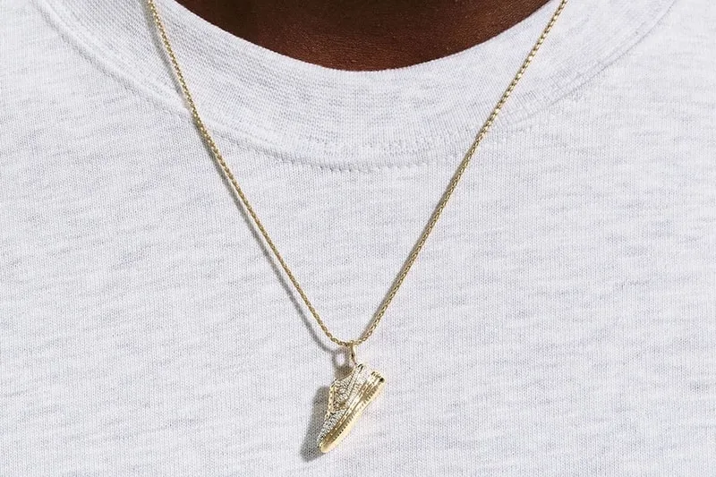 nike-bijoux-luxe-avec-pendentifs-air-force-1/carousel-1.jpg