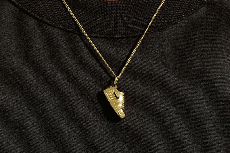 nike-bijoux-luxe-avec-pendentifs-air-force-1/carousel-5.jpg