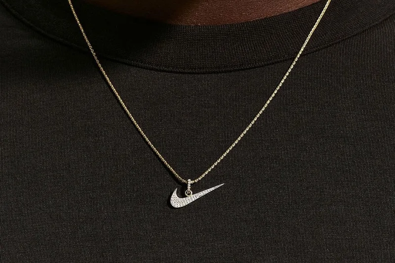 nike-bijoux-luxe-avec-pendentifs-air-force-1/carousel-9.jpg
