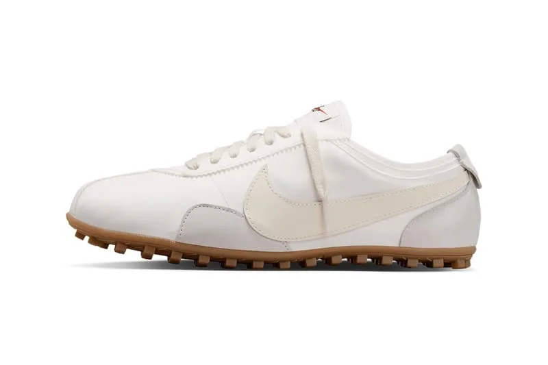 nike-devoile-la-moon-shoe-og-summit-white/carousel-2.jpg