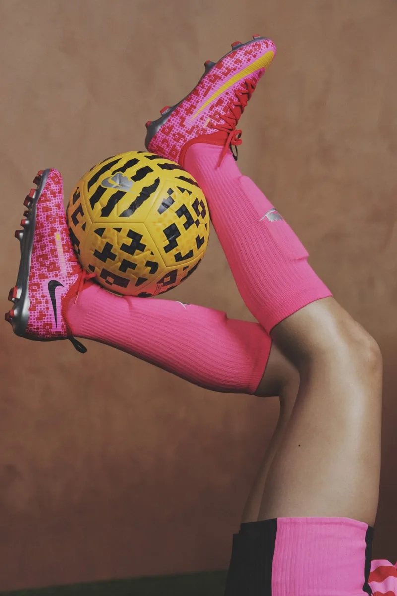 nike-et-lego-une-collection-enfant-pour-lete-mondial/carousel-4.jpg