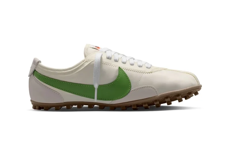 nike-moon-shoe-le-retour-vibrant-du-coloris-chlorophyll/carousel-2.jpg