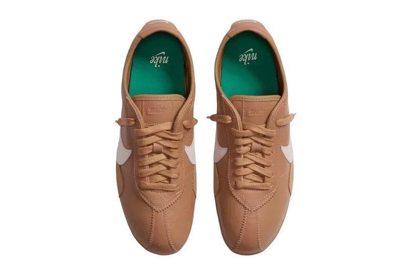 nike-moon-shoe-og-un-retour-en-trois-coloris-retro/carousel-9.jpg