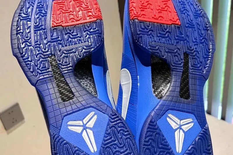 nike-rend-hommage-a-los-angeles-avec-la-kobe-5-protro-dodgers/carousel-6.jpg