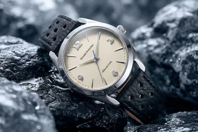 Informations sur la sortie de la Nivada Grenchen Antarctic Erotic 38mm