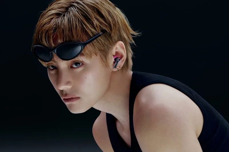 nothing-x-v-de-bts-une-collaboration-innovante/carousel-6.jpg