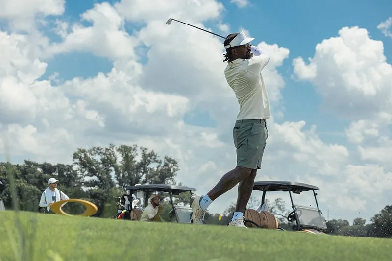 oakley-fusion-collection-le-golf-revisite-avec-jr-smith/carousel-1.jpg