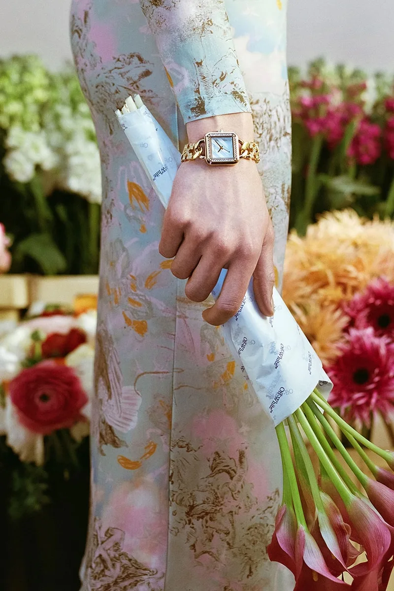 off-white-premiere-collection-de-montres-audacieuse/carousel-8.jpg