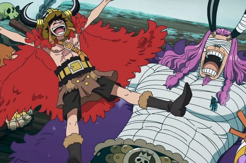 Deux personnages animés exubérants sur un fond maritime.