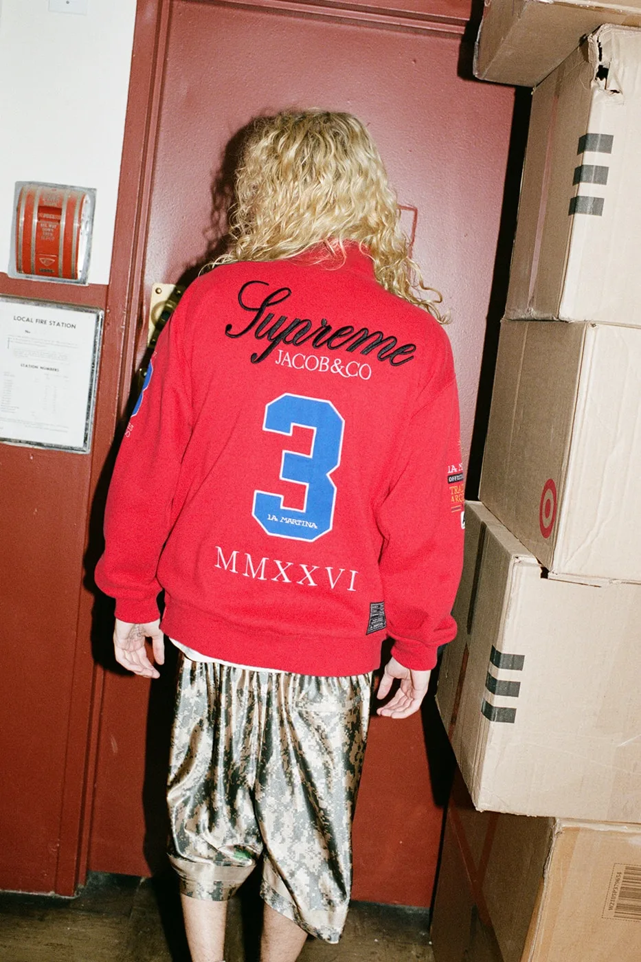 palace-x-nike-la-collection-three-lions-devoilee/carousel-6.jpg