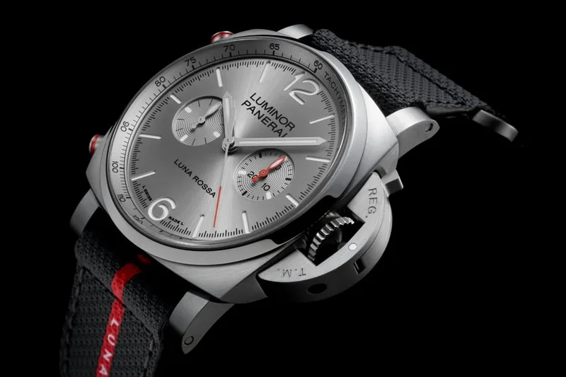 panerai-deux-luminor-luna-rossa-pour-la-38e-americas-cup/carousel-4.jpg