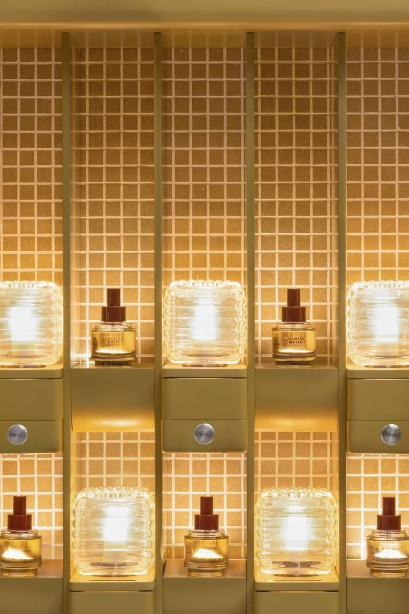 Intérieur de la boutique sensorielle PAÑPURI « Lush Reminiscence » à Hysan Place, Hong Kong