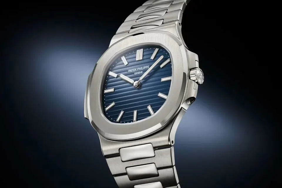 patek-philippe-fete-les-50-ans-du-nautilus/carousel-2.jpg