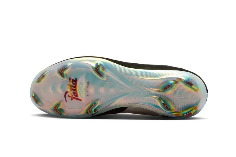 patta-et-nike-frappent-fort-avec-les-mercurial-vapor-16-elite-fg-chrome/carousel-6.jpg