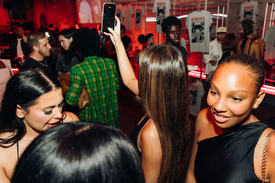 public-school-soiree-nyfw-electrisante-a-brooklyn/carousel-3.jpg