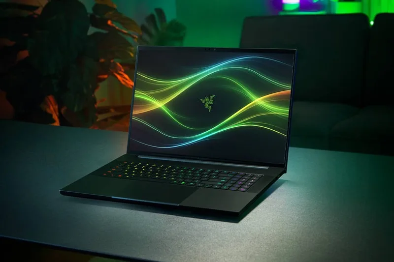 razer-blade-18-lultime-fusion-gaming-et-ia/carousel-2.jpg