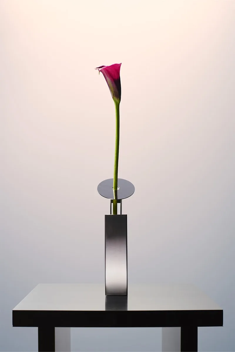 REdDUO STEM VASE, vase design pour une seule fleur
