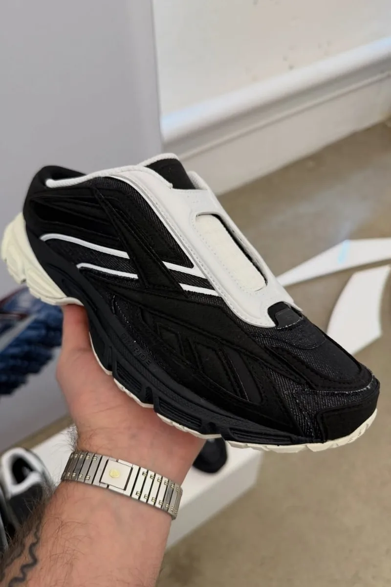reebok-premier-ultra-mule-entre-performance-et-esthetique/carousel-6.jpg