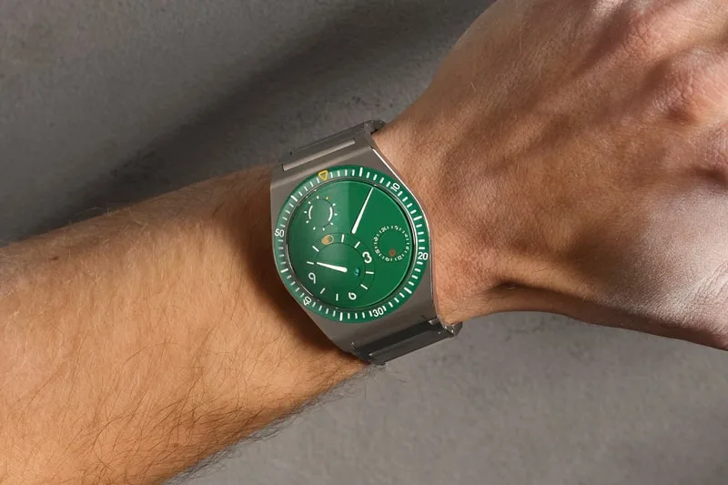 ressence-type-7-deux-nouvelles-nuances-captivantes/carousel-1.jpg