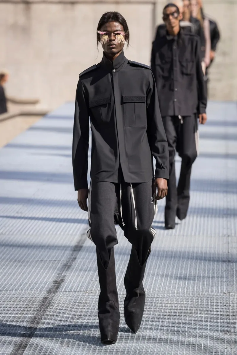 rick-owens-x-adidas-la-mode-climatisee-pour-ss27/carousel-15.jpg