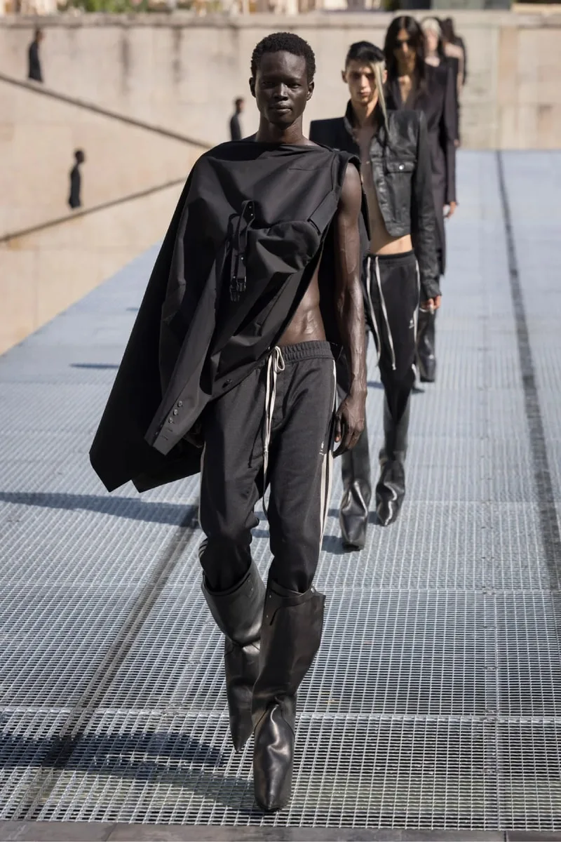 rick-owens-x-adidas-la-mode-climatisee-pour-ss27/carousel-8.jpg