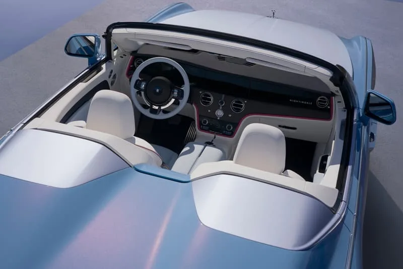 rolls-royce-devoile-project-nightingale-une-oeuvre-dart-sur-roues/carousel-12.jpg