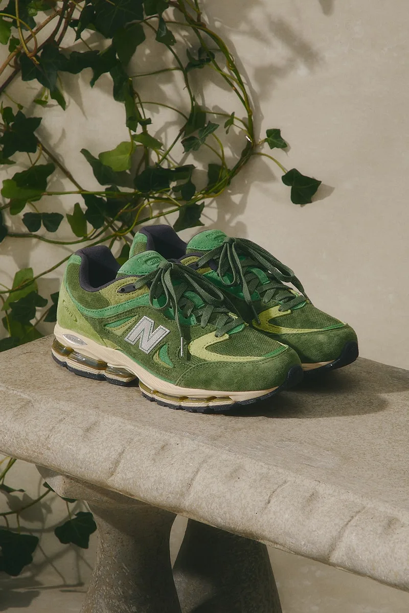 ronnie-fieg-et-new-balance-une-silhouette-anniversaire/carousel-4.jpg