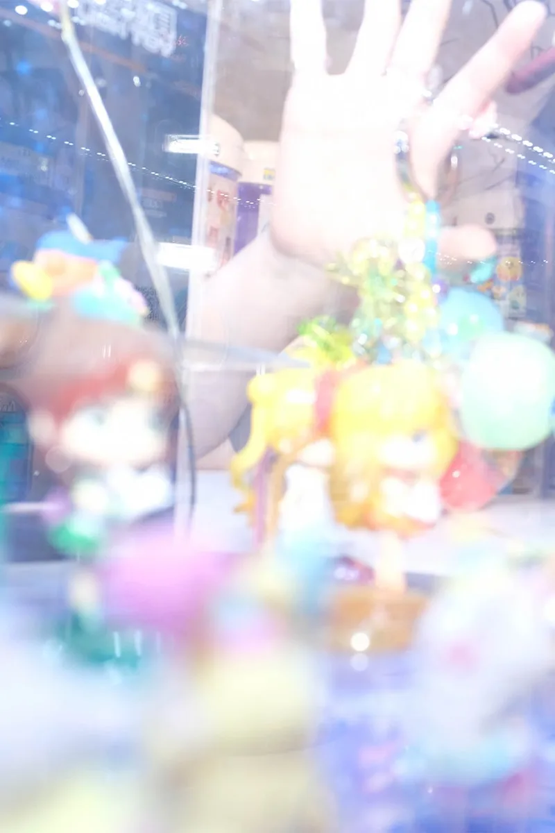 san-san-gear-capsule-avec-yumin-ha-et-cinq-artistes/carousel-10.jpg