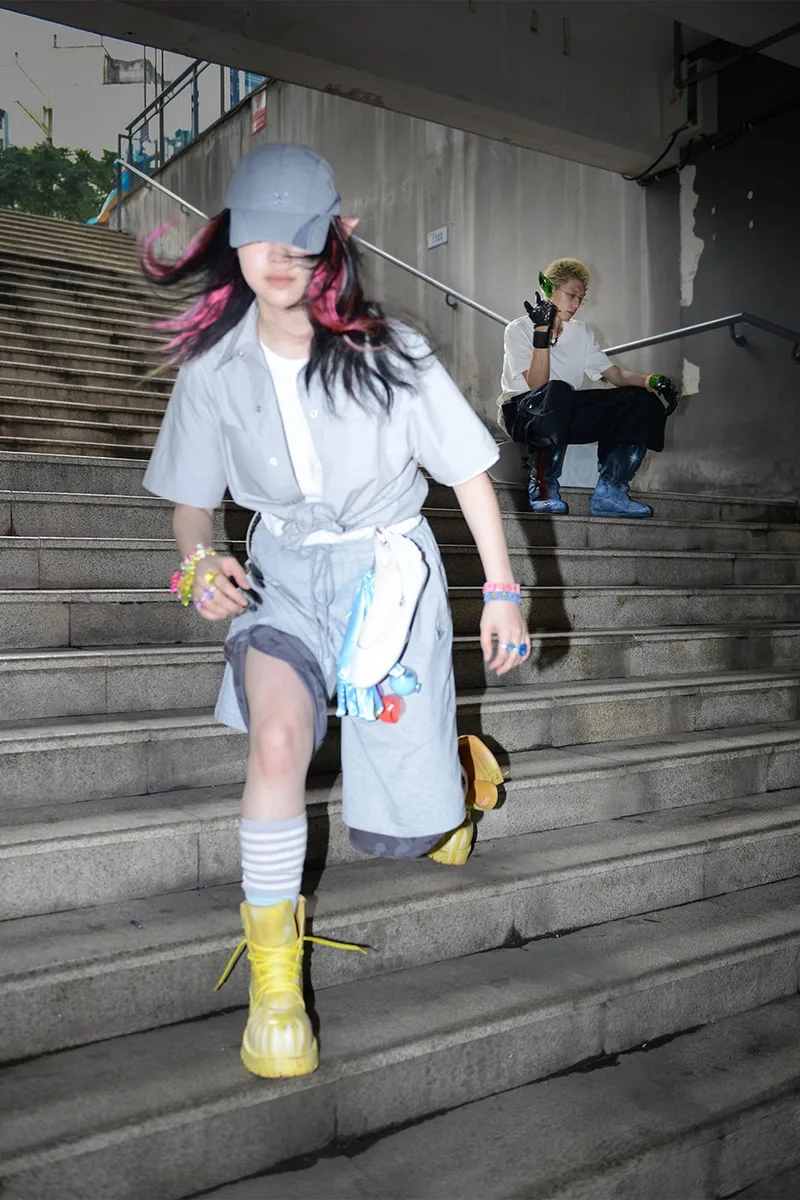 san-san-gear-capsule-avec-yumin-ha-et-cinq-artistes/carousel-15.jpg