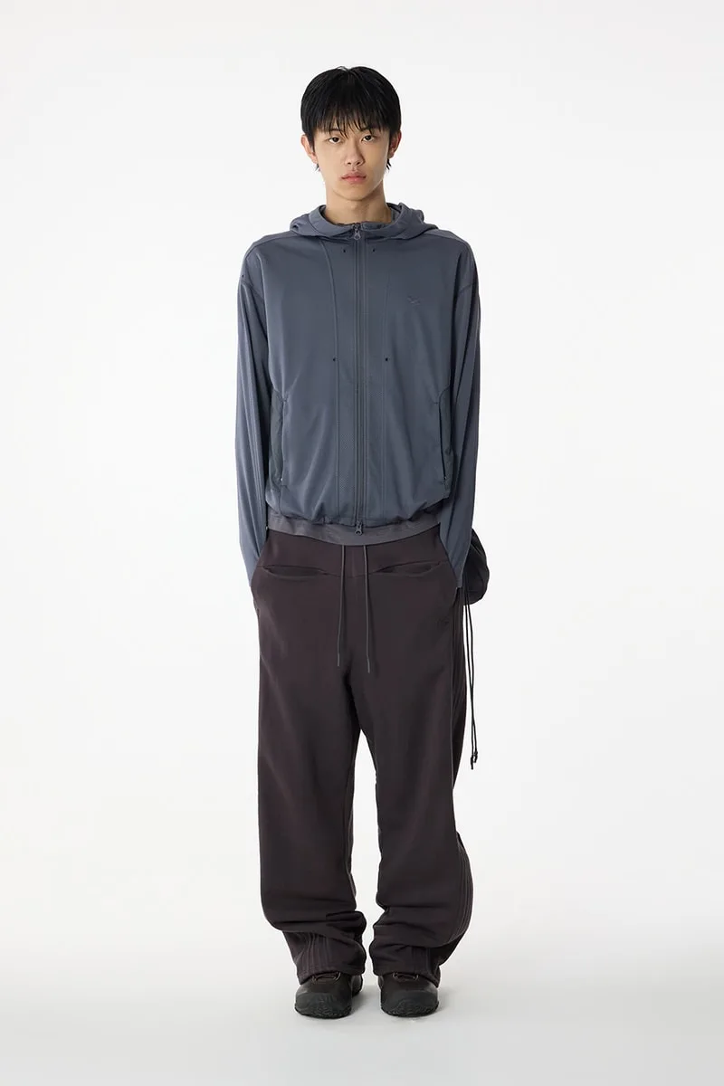 san-san-gear-une-vision-decalee-au-pfw-ss27/carousel-6.jpg